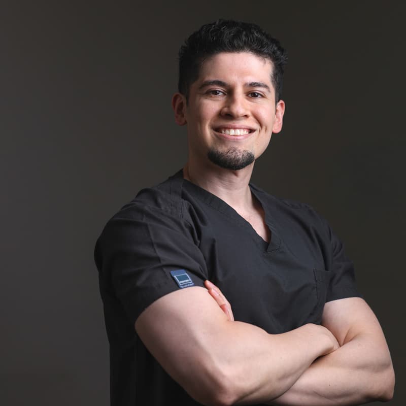 アマデアル亜琵医師